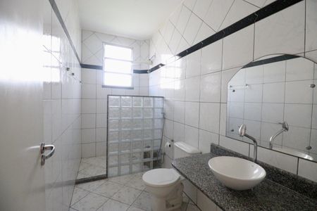 Apartamento para alugar com 218m², 3 quartos e sem vagaBanheiro social