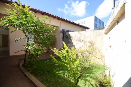 Apartamento para alugar com 218m², 3 quartos e sem vagaÁrea externa