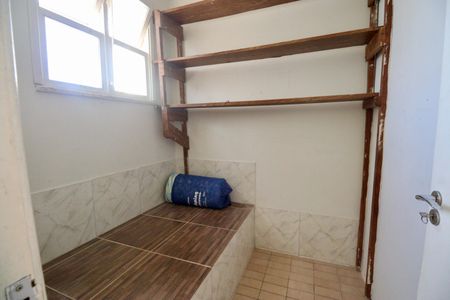 Apartamento para alugar com 218m², 3 quartos e sem vagaQuarto de Serviço