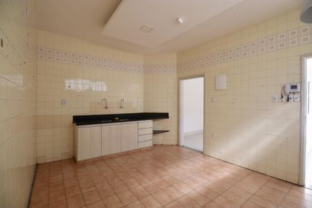 Apartamento para alugar com 218m², 3 quartos e sem vagaCozinha