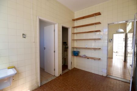 Apartamento para alugar com 218m², 3 quartos e sem vagaÁrea de Serviço