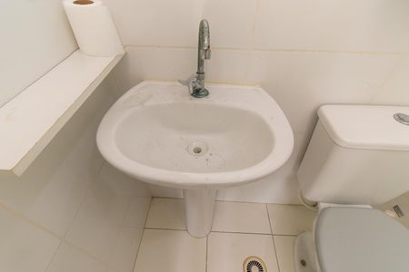 Banheiro da Suíte de apartamento para alugar com 1 quarto, 27m² em Cidade Satelite Santa Barbara, São Paulo