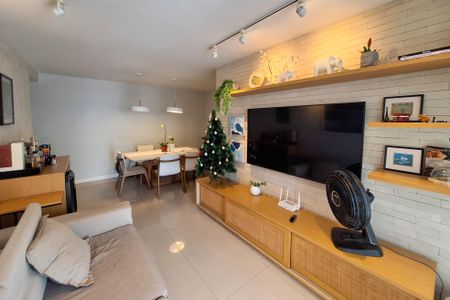 Sala de apartamento à venda com 2 quartos, 77m² em Icaraí, Niterói