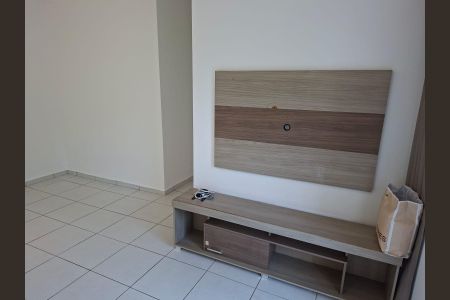 Sala de apartamento à venda com 3 quartos, 70m² em Jardim das Samambaias, Jundiaí
