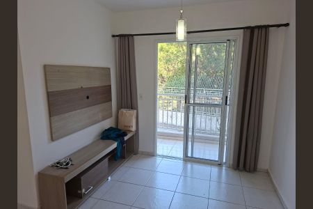Sala de apartamento à venda com 3 quartos, 70m² em Jardim das Samambaias, Jundiaí