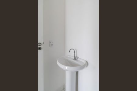 Apartamento para alugar com 38m², 2 quartos e sem vaga Apartamento para alugar com 38m², 2 quartos e sem vagaBanheiro