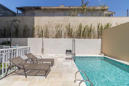 Apartamento para alugar com 38m², 2 quartos e sem vaga Apartamento para alugar com 38m², 2 quartos e sem vagaÁrea Comum - Piscina