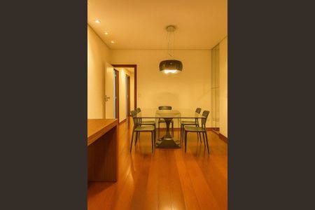 Sala de apartamento para alugar com 3 quartos, 130m² em Anchieta, Belo Horizonte