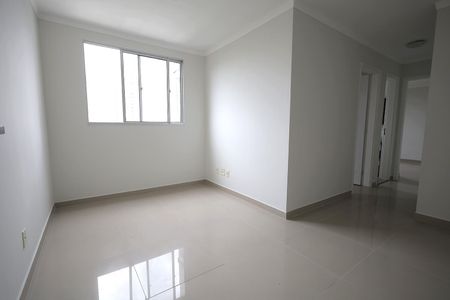 Sala de apartamento para alugar com 2 quartos, 50m² em Vila Homero Thon, Santo André