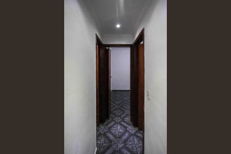 Corredor de apartamento para alugar com 2 quartos, 52m² em Cidade Satelite Santa Barbara, São Paulo