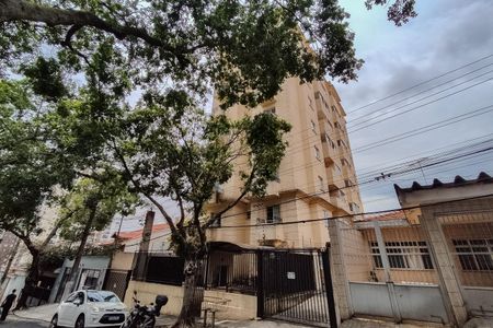 Apartamento para alugar com 60m², 2 quartos e 2 vagas Apartamento para alugar com 60m², 2 quartos e 2 vagasFachada