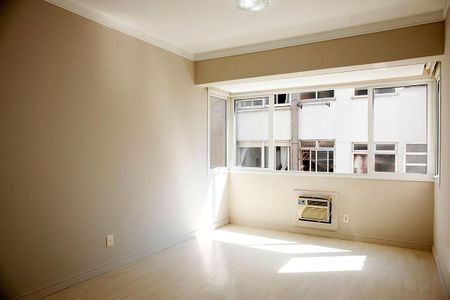 Sala de apartamento para alugar com 1 quarto, 47m² em Cidade Baixa, Porto Alegre