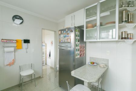 Apartamento à venda com 148m², 4 quartos e 3 vagas