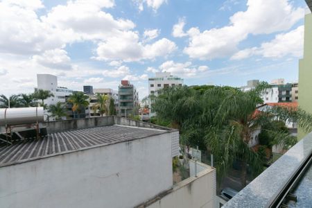 Apartamento à venda com 148m², 4 quartos e 3 vagas