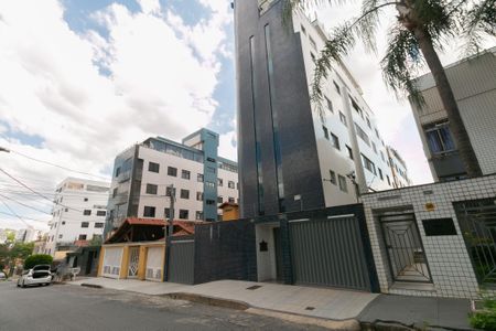 Apartamento à venda com 148m², 4 quartos e 3 vagas