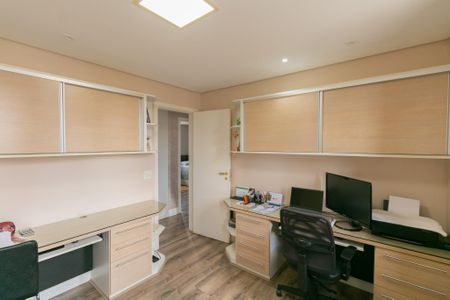 Apartamento à venda com 148m², 4 quartos e 3 vagas