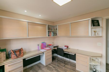 Apartamento à venda com 148m², 4 quartos e 3 vagas