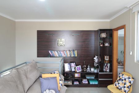 Sala de apartamento à venda com 2 quartos, 93m² em Jardim Guanabara, Belo Horizonte
