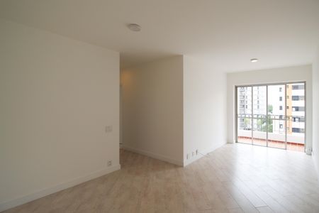 Sala de apartamento para alugar com 2 quartos, 65m² em Vila Uberabinha, São Paulo
