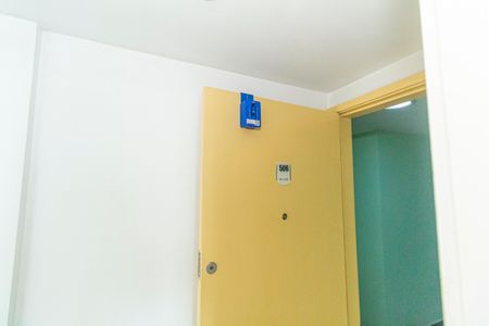 Sala de apartamento para alugar com 2 quartos, 110m² em Jardim Sulacap, Rio de Janeiro