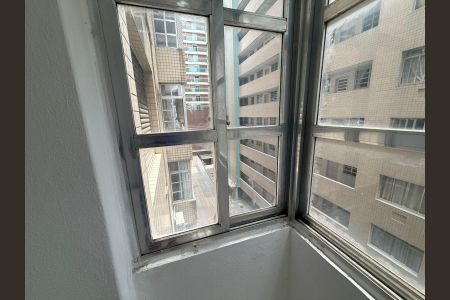 Sala de apartamento para alugar com 1 quarto, 70m² em José Menino, Santos