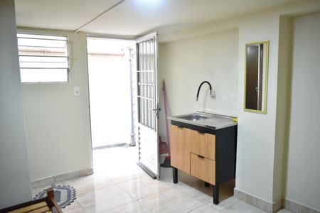 Studio de casa para alugar com 0 quarto, 13m² em Vila da Saúde, São Paulo
