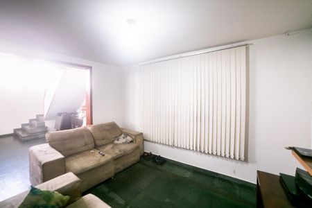 Sala de TV de casa à venda com 4 quartos, 195m² em Palmares, Belo Horizonte