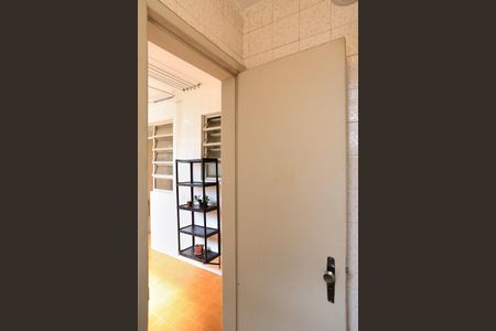 Apartamento para alugar com 157m², 4 quartos e 3 vagasBanheiro de serviço