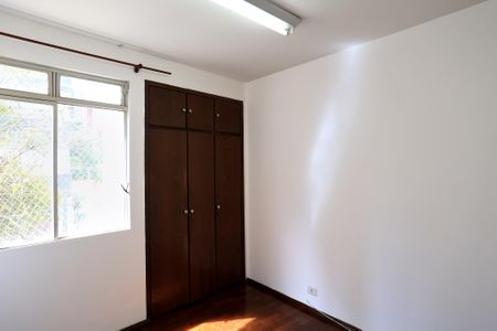 Apartamento para alugar com 157m², 4 quartos e 3 vagasQuarto