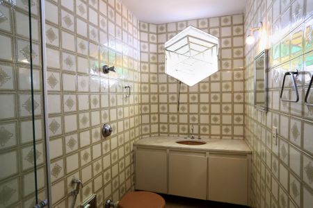 Apartamento para alugar com 157m², 4 quartos e 3 vagasBanheiro