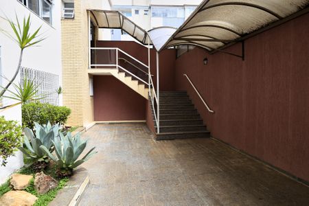 Apartamento para alugar com 157m², 4 quartos e 3 vagasEntrada