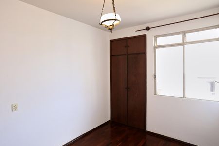 Apartamento para alugar com 157m², 4 quartos e 3 vagasQuarto 2