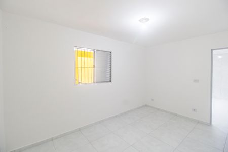 Quarto de apartamento para alugar com 1 quarto, 30m² em Vila Santa Terezinha, Carapicuíba