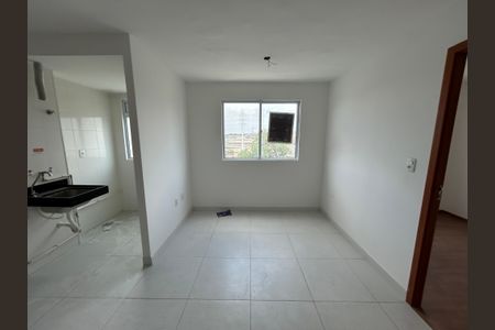 Sala de apartamento à venda com 2 quartos, 50m² em Del Castilho, Rio de Janeiro