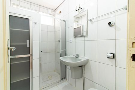 Banheiro de apartamento à venda com 2 quartos, 60m² em Parque Residencial da Lapa, São Paulo