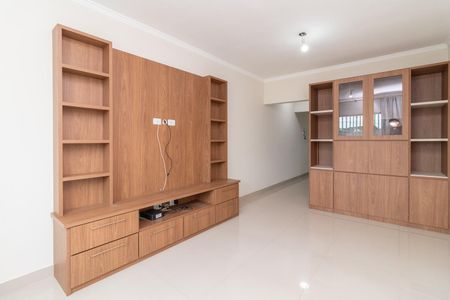 Sala de casa à venda com 2 quartos, 115m² em Vila Feliz, São Paulo