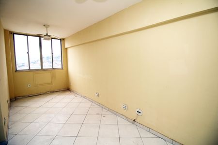 Sala de apartamento para alugar com 3 quartos, 120m² em Ramos, Rio de Janeiro