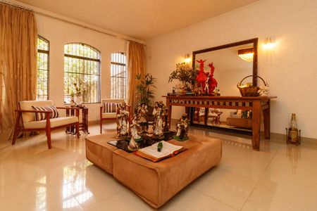 Sala de casa à venda com 5 quartos, 420m² em Vila Maria Alta, São Paulo