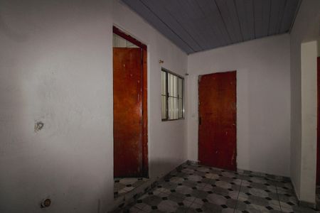 Quarto 1 de casa para alugar com 2 quartos, 400m² em Parque Industrial das Oliveiras, Taboão da Serra