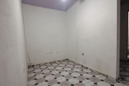 Sala de casa para alugar com 2 quartos, 400m² em Parque Industrial das Oliveiras, Taboão da Serra