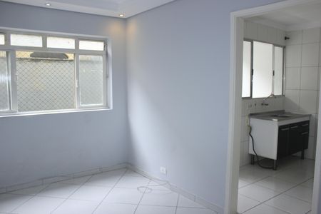 Sala  de apartamento para alugar com 1 quarto, 60m² em Jardim Vila Galvao, Guarulhos