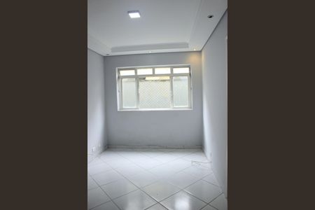 Sala  de apartamento para alugar com 1 quarto, 60m² em Jardim Vila Galvao, Guarulhos