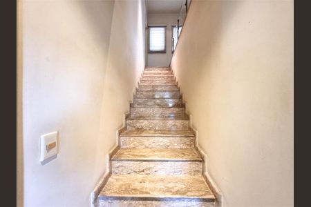 Casa à venda com 4 quartos, 390m² em Santo Amaro, São Paulo