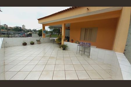 Casa à venda com 3 quartos, 233m² em Ferrazópolis, São Bernardo do Campo