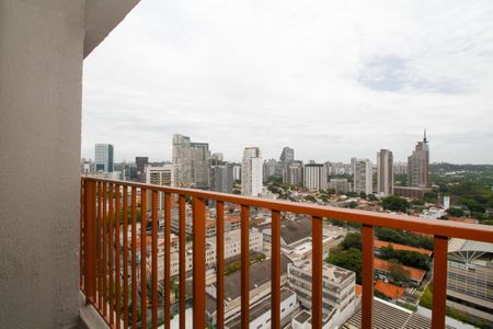 Varanda de kitnet/studio à venda com 1 quarto, 24m² em Pinheiros, São Paulo