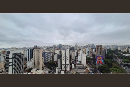 Apartamento à venda com 77m², 3 quartos e 1 vaga