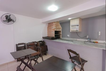 Apartamento à venda com 45m², 2 quartos e 1 vaga Apartamento à venda com 45m², 2 quartos e 1 vagaÁrea comum - Salão de festas
