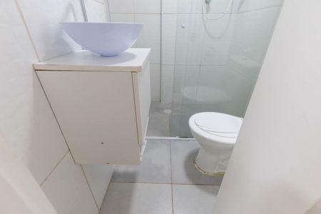 Banheiro de kitnet/studio para alugar com 1 quarto, 32m² em Santa Ifigênia, São Paulo