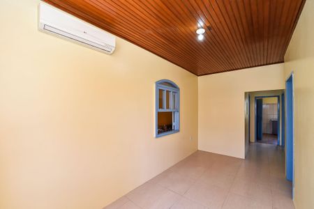 Sala de casa para alugar com 2 quartos, 88m² em Sarandi, Porto Alegre