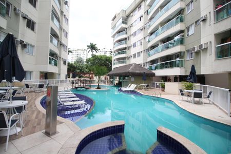 Apartamento à venda com 54m², 2 quartos e 1 vagaÁrea comum - Piscina